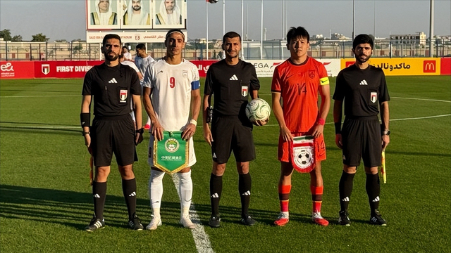 国足又输球了!乌龙球3分拱手送伊朗队 热身赛失利敲响警钟