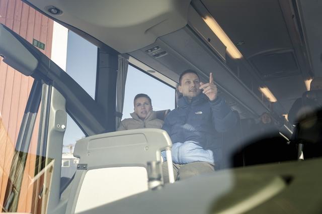 美媒称美抢格陵兰岛或只需5架飞机 特朗普的野心与策略