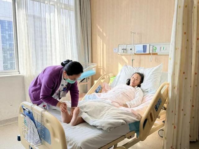 59岁生子当地称领育儿补贴不限年岁