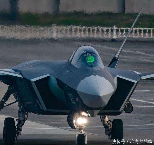 台退将：歼20S+无人机可有力威慑美军 海上杀手崭露头角