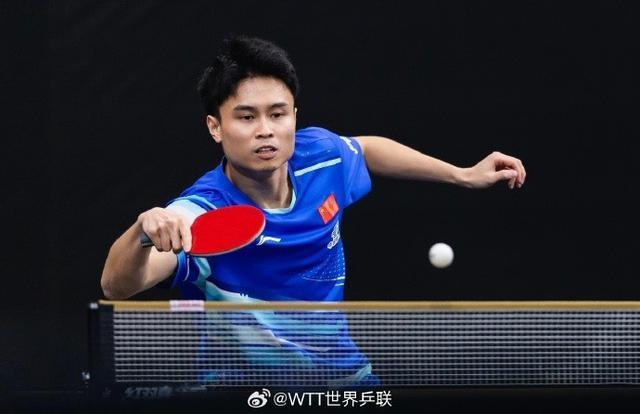 周启豪3-2奥恰洛夫