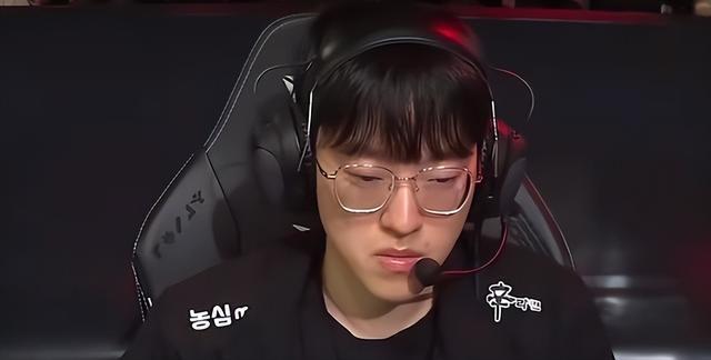 大龙组又输了！Faker慌了，全胜也要打入围赛，Scout成T1独一但愿 T1行运悬于一线