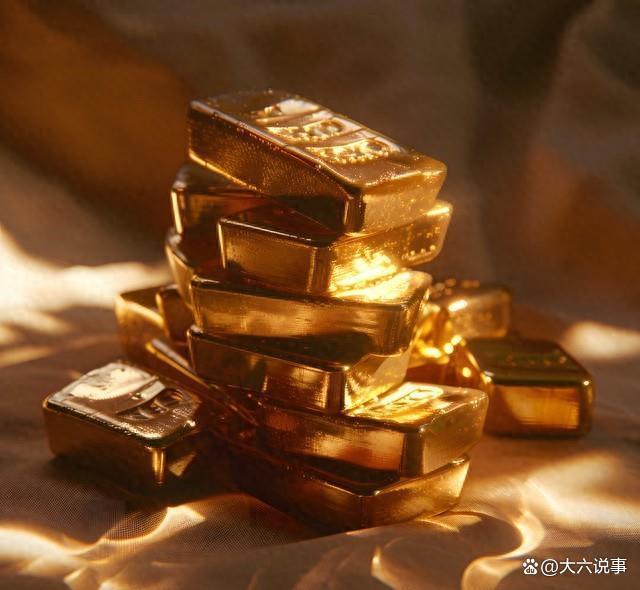 金价暴跌，今年黄金最佳买入时间是什么时候？理性看待价格波动