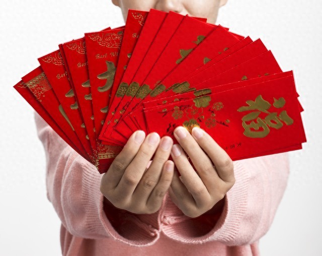 孩子数压岁钱数出“6个亿”？妈妈懵了：原来是这么算的！