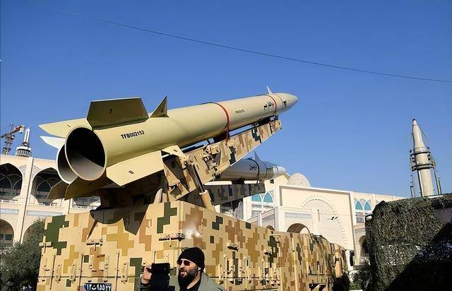 彻底闹大了！伊朗炸毁美大使馆 中东局势失控