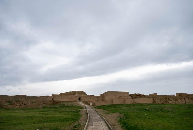 走进土库曼斯坦老尼萨城遗址 世界遗产探秘