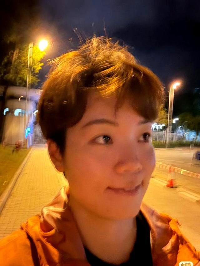 杜凯琹晒与郭晶晶张怡宁马龙合照 星光熠熠齐聚理工大