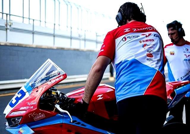 5万赞助张雪赢麻了？东鹏特饮回应 不按套路出牌的胜利