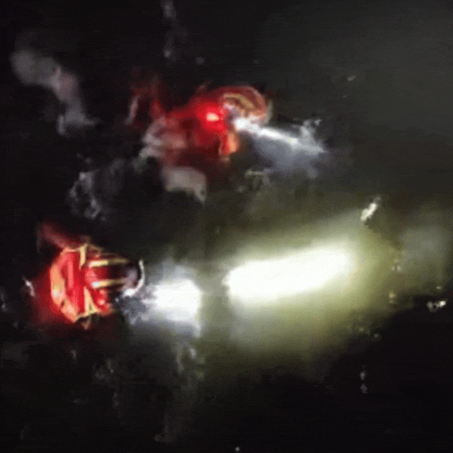 消防员拼命“撤回”姑娘的冲动操作 醉酒跳河险酿悲剧