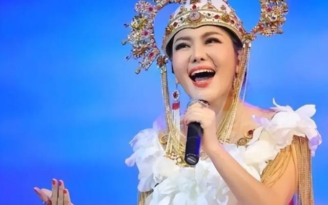 乌兰图雅没有一句solo 从争议到认可的翻红之路