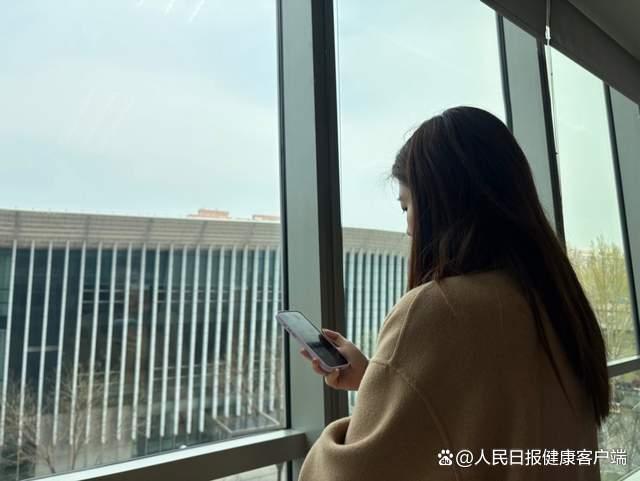 为什么年青东说念主越来越怕接电话