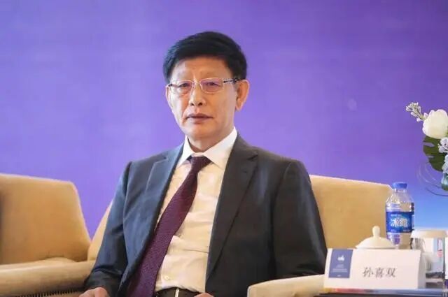 38亿，王健林又爆了一个大雷 万达现金流告急