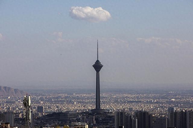 伊朗：美国在为发动突袭争取时间 特朗普提议延期被批无效