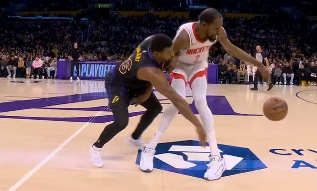 请相信詹姆斯，无论他是不是41岁 领袖风采依旧