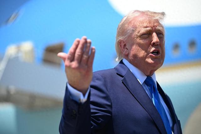 特朗普、穆杰塔巴、佩泽希齐扬，同日表态 取消会晤强调立场