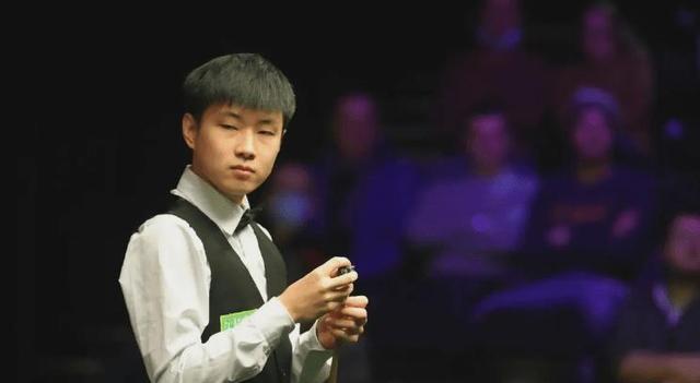 世一传久违上线！丁俊晖三传组合球精准入袋，掌声不断！ 实力与运气的完美结合