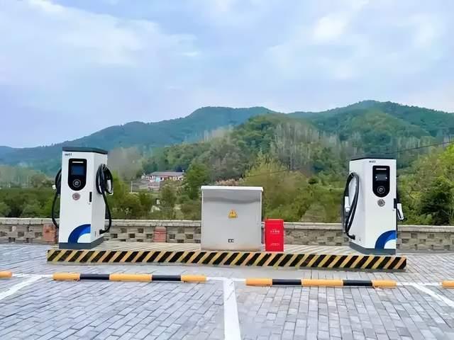 为什么满大街的充电桩没几个赚钱 马太效应与羊群效应交织