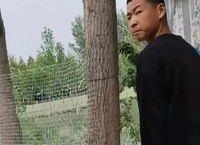濮阳男孩负气离家超一周 父亲痛哭寻子