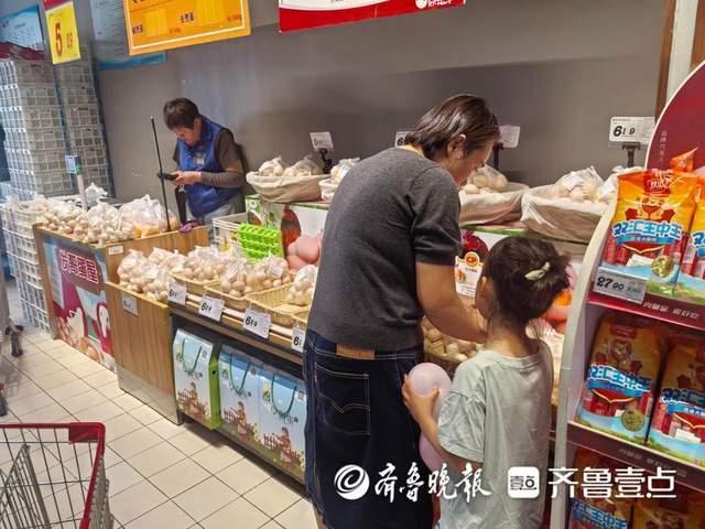 雞蛋價格已突破5元關(guān)口 多地零售價持續(xù)攀升
