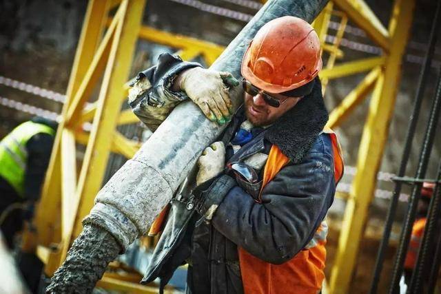 印度極限高溫，“每天熱死3000人” 高溫下的生存危機