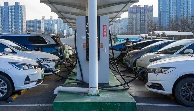 新能源車變胖讓老司機(jī)都犯愁 車身重量翻倍增長