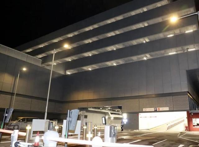 香港机场黄金劫案9人落网 警方追查金条下落