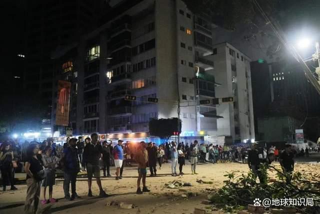刚刚，罕见地震两连击，间隔不到40秒，死伤惨重 地球知识局 灾区面临严峻挑战