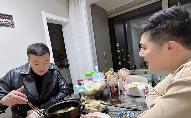 孩子列出高考标配清单压垮家长 家庭经济真相曝光