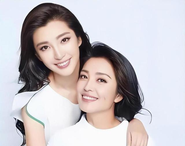 53岁李冰冰状态 中年女明星的职场与健康抉择