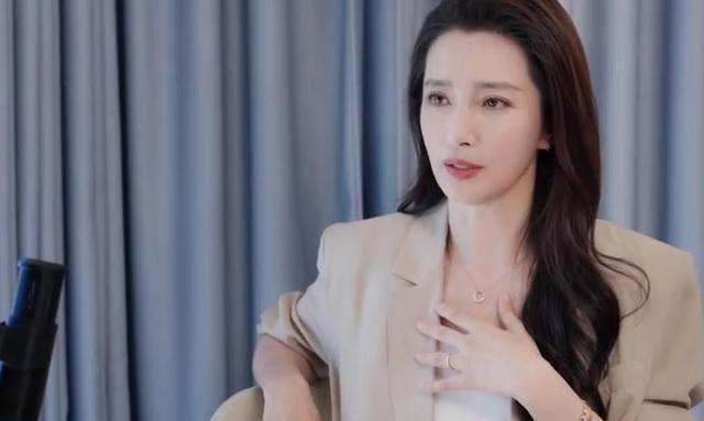 53岁李冰冰状态 中年女明星的职场与健康抉择