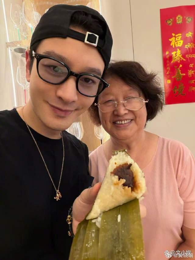 黄晓明因为小海绵全家搬到上海