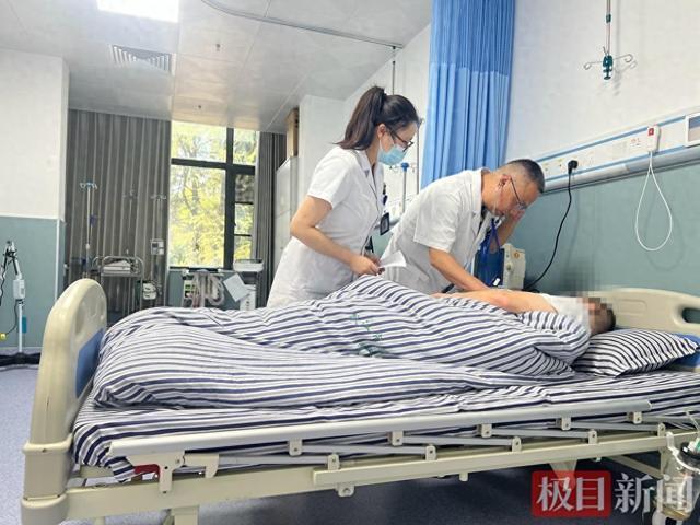 男子连熬5天看球血压爆表 专家提醒