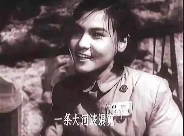 龚琳娜悼念恩师郭兰英 歌声永存