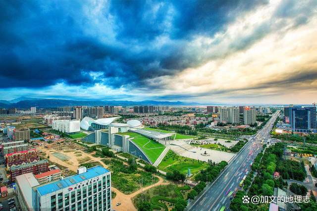 15.66万年轻人为什么选择呼和浩特 历史与现代交融之地