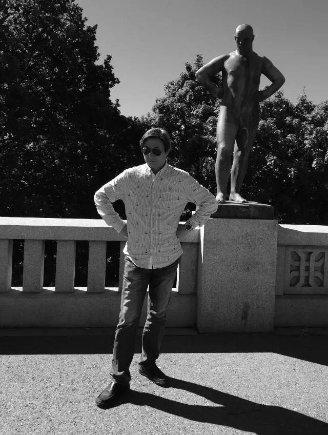 【DeepSeek谈艺】田卫平·风景油画 | 拒绝消极的虚无,建构充满能量张力的精神场域