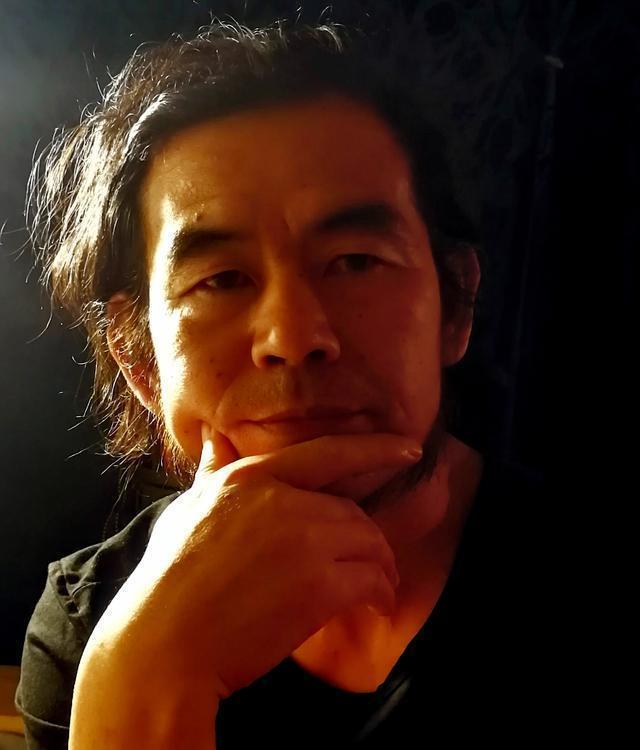 赵孟君丨在萨特箴言中看见自我，在独处中享受自在