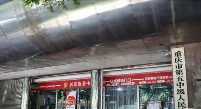 黑道大姐包养16名小鲜肉：最爱20岁小伙