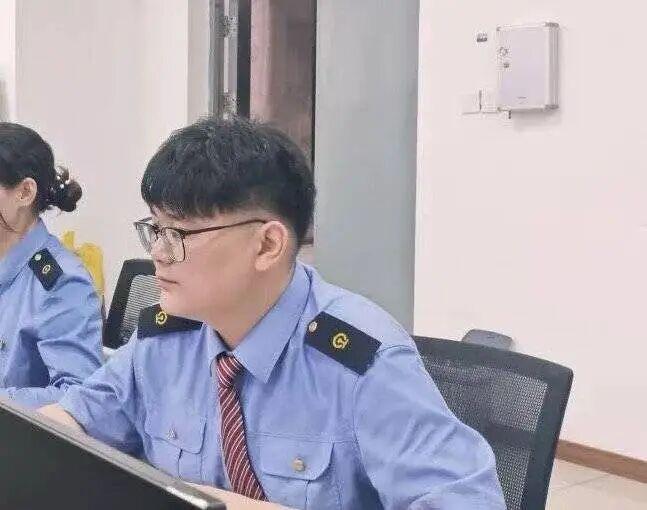 离世志愿者救助小动物分期扣款仍继续 大爱无疆感动人心