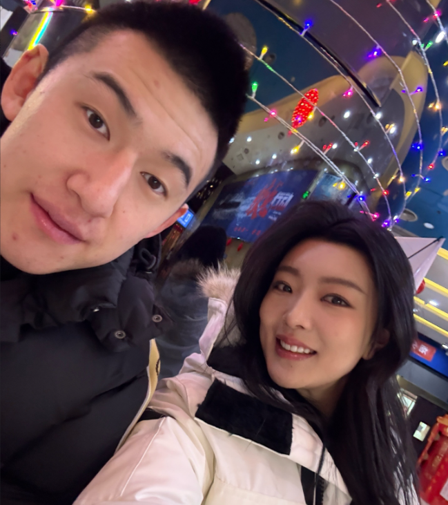 媒体人称辽篮球员付豪登记结婚 喜结良缘共谱新篇章