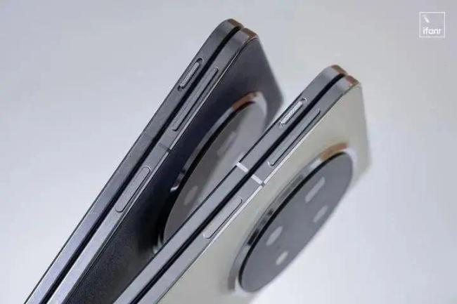 迟到七年的折叠屏iPhone，是“最不苹果”的苹果产品