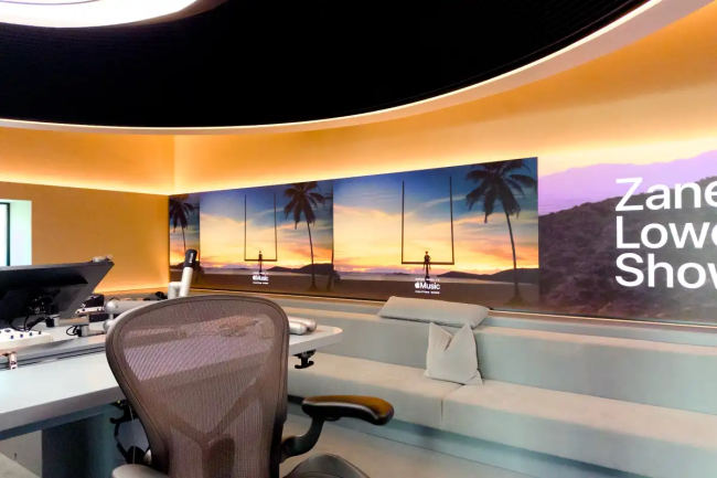 初探 Apple Music 洛杉矶录音室：直营店同款桌子，“苹果牌”麦克风随处可见