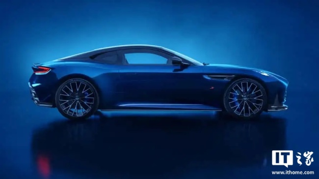 阿斯顿・马丁推出 DB12 S 旗舰车型：动力、操控升级，明年初交付