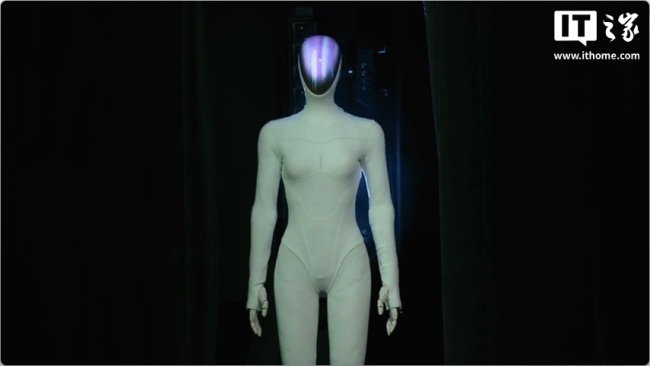 何小鹏：iPhone4 是苹果最棒的产品，机器人会进入到千家万户