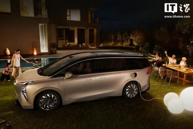 别克至境世家 MPV 座舱信息公布:配备前排三联屏、后排 4K 智慧屏等