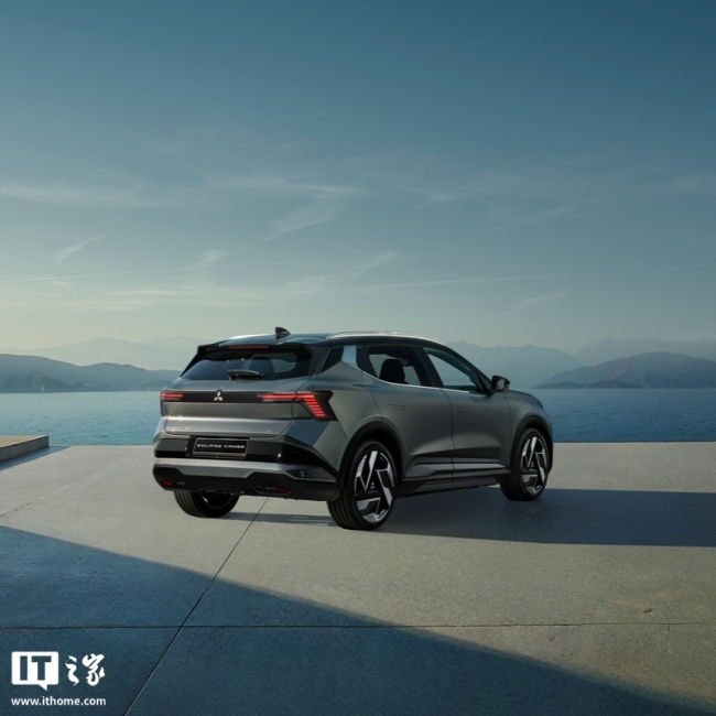 三菱推出 Eclipse 跨界纯电汽车：“智能装甲”设计语言、谷歌车联生态，续航超 600 公里