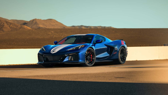 2027 款雪佛兰科尔维特 Grand Sport 超跑亮相：全新一代 V8 发动机加持，综合输出 721 马力