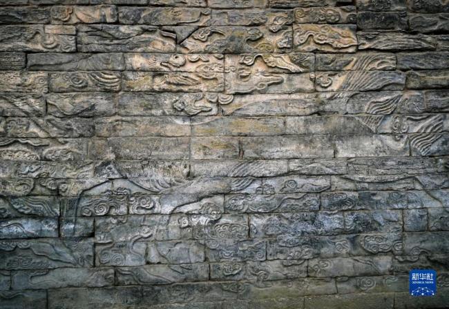  河南开封发现北宋巨幅石雕壁画 