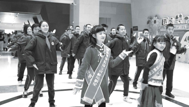 河南博物院推出红领巾讲解员“博物馆里过大年”活动河南博物院供图