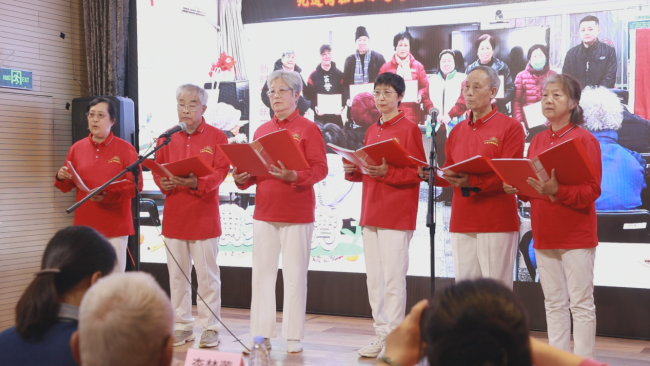 以诗为舟赴春光 青春诵读传薪火——人民美术文化园举办五四青年节诗诵会暨新一期小人书IP活动