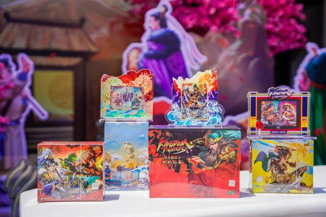 卡游三国亮相CPOP群像展：方寸卡牌绘就中国文化出海新篇